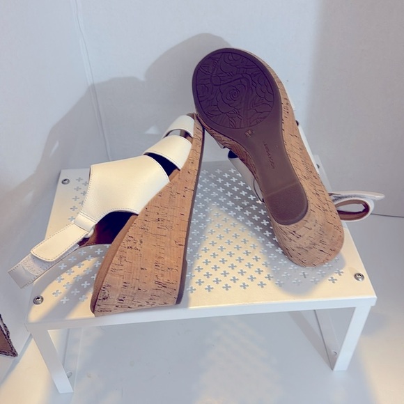 Rockport TruTech White Leather Wedge Heel Sandals Size 9 M Velcro Closure - Picture 10 of 11